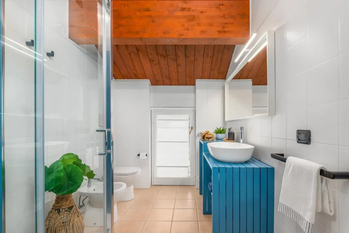Casa Gialla 7A, New Apartment Milano&Como Bregnano
